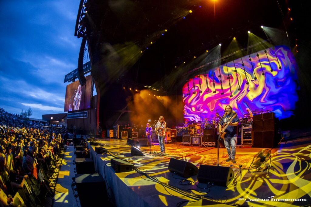 Widespread Panic performing in Birmingham, Alabama at the Coca-Cola Amphitheater on Saturday, April 18, 2026
