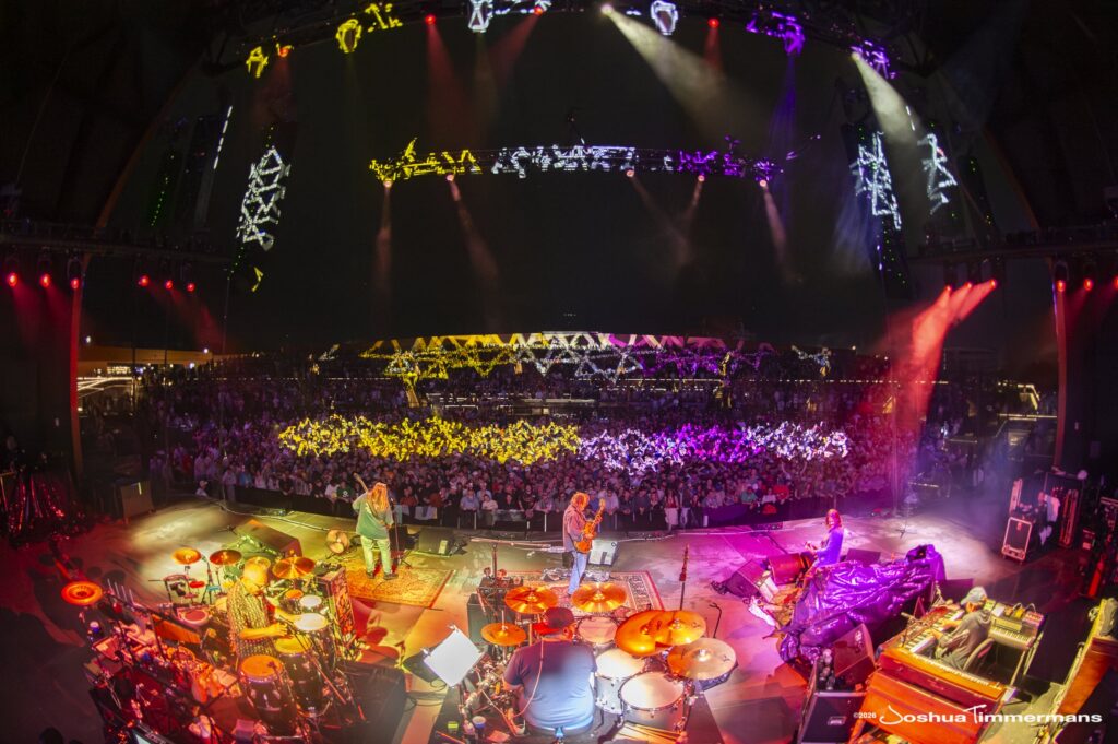 Widespread Panic performing in Birmingham, Alabama at the Coca-Cola Amphitheater on Saturday, April 18, 2026